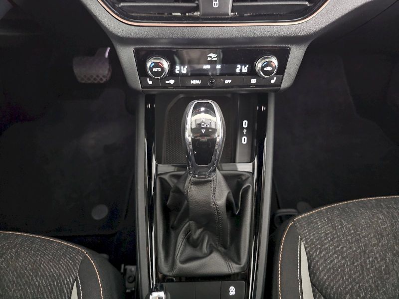 Škoda Kamiq (2022) 1.0TSI 81kW DSG STYLE - fotka 18 z 30