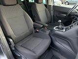 Peugeot 5008 2.0HDi 110kW Navi Panorama - náhled 18