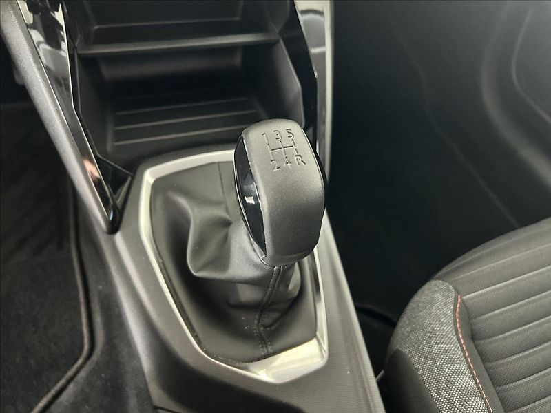 Peugeot 208 1,2   PureTech,PŮVOD ČR - fotka 19 z 23