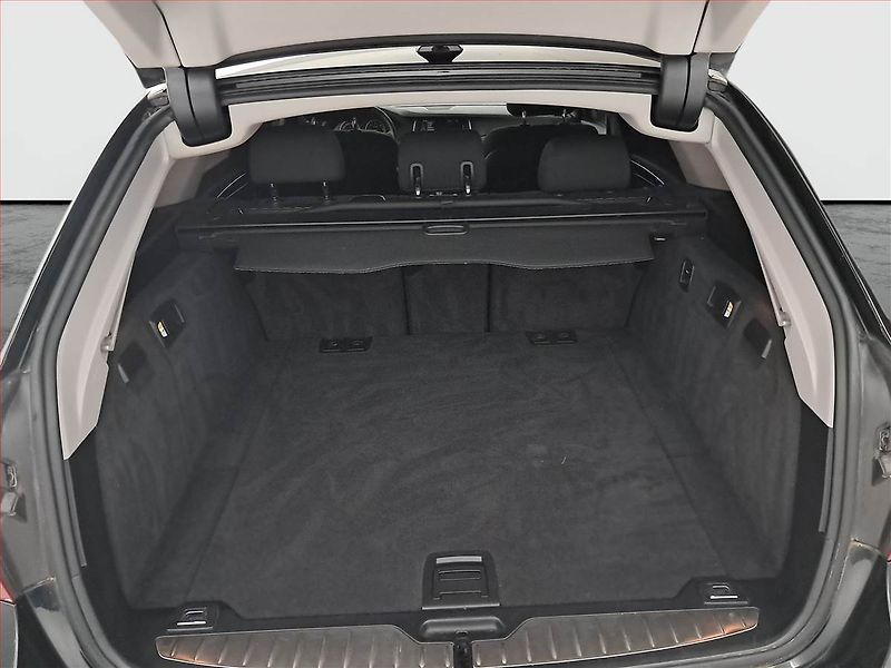 BMW Řada 5 (2014) 525d xDrive, 4X4, Automat - fotka 14 z 24