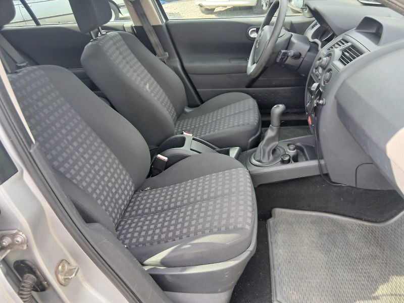 Renault Mégane Kombi, 1.5 dci, r.v.2006 - fotka 21 z 27