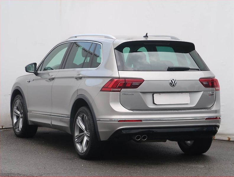 Volkswagen Tiguan (2017) R-Line 2.0 TDI, R-line,138TKM - fotka 4 z 23