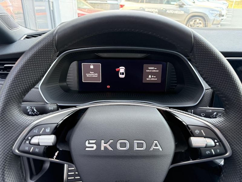 Škoda Octavia 1.5TSI 110kW SPORTLINE - fotka 23 z 23