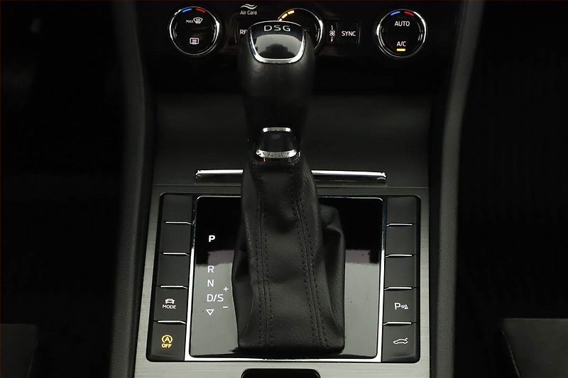 Škoda Superb (2022) Style 2.0 TDI - fotka 12 z 20