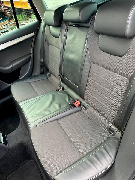 Škoda Octavia (2014) 3 COMBI 1.6 TDI DSG 165TKM - fotka 9 z 26