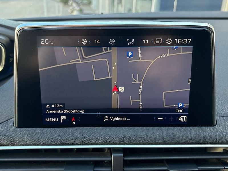 Peugeot 5008 (2018) AllurePack 1.6 THP EAT6 - fotka 42 z 57