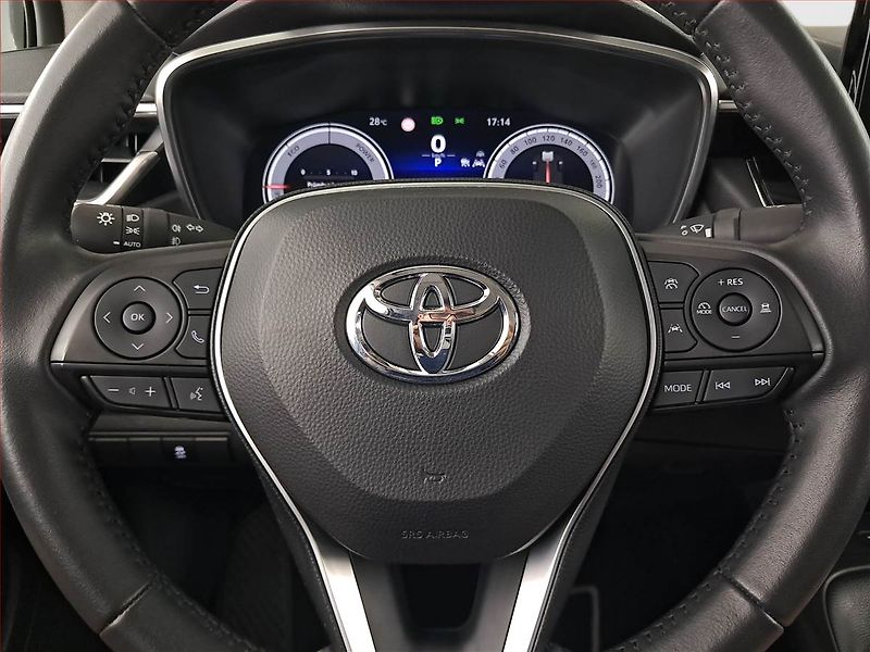 Toyota Corolla (2024) 1.8 Hybrid - fotka 18 z 23