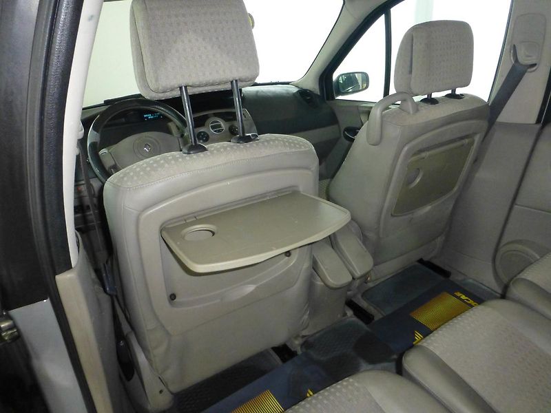 Renault Scénic (2003) 1,6 16V-83KW**DIGI**ALU**TAŽNÉ - fotka 17 z 27