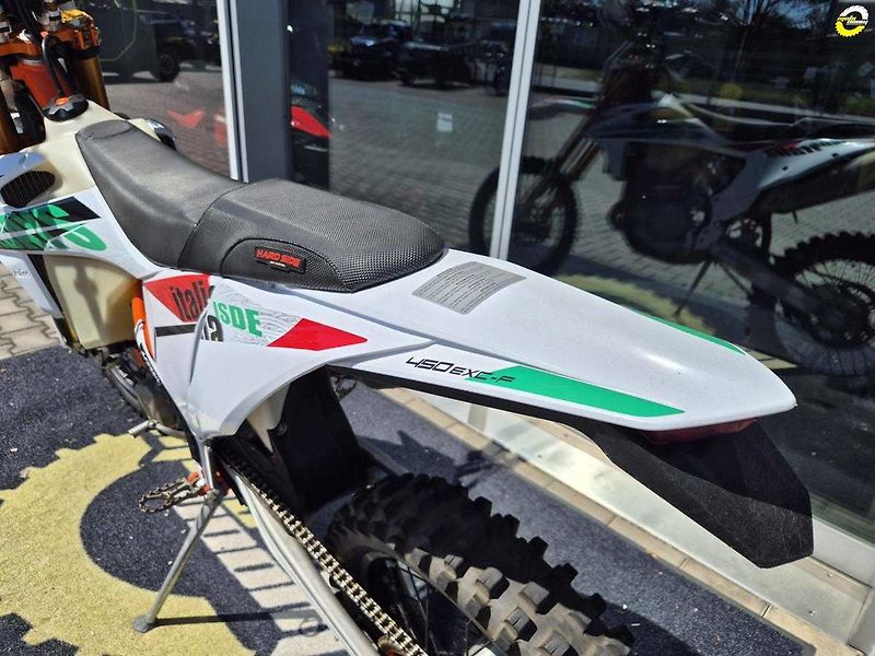 KTM (2021) 450 EXC-F SIX DAYS - fotka 14 z 22