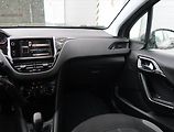 Peugeot 208 (2014) 1.2 PureTech, ČR,1.maj - náhled 8