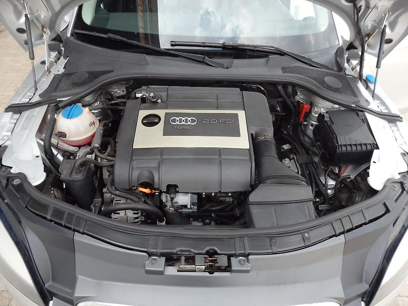 Audi TT 2.0 TFSI 147 kW ZÁLOHOVÁNO - fotka 13 z 16