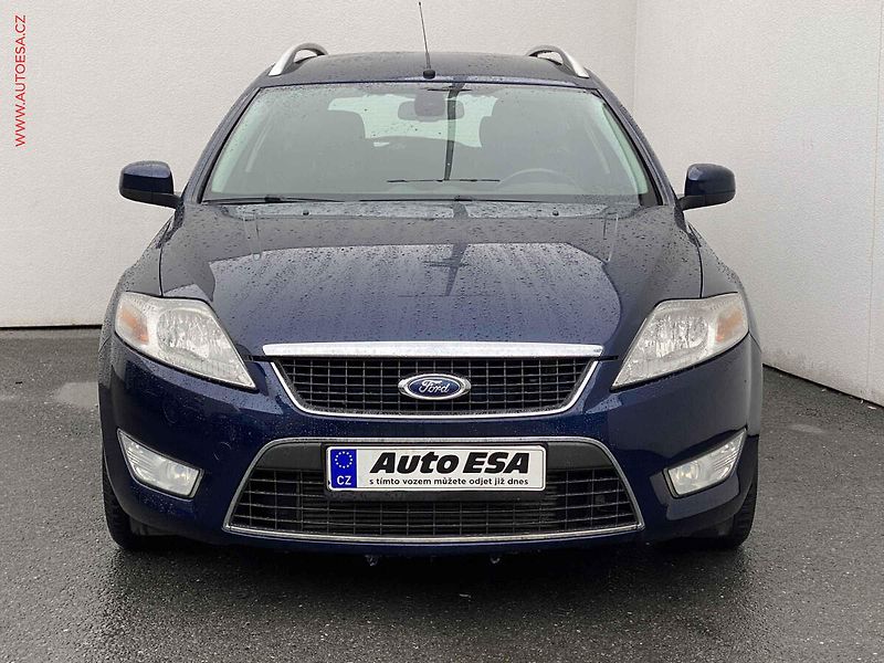 Ford Mondeo (2009) 2.0TDCi, AT, navi - fotka 2 z 20
