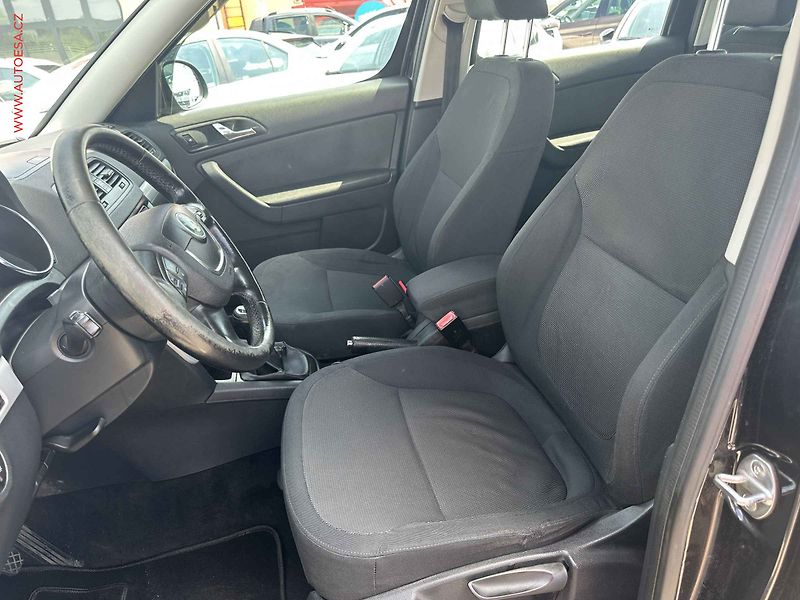 Škoda Yeti (2012) 2.0 TDi, Ambition, TZ - fotka 7 z 14