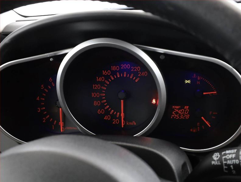 Mazda CX-7 (2008) 2.3 DISI Turbo, 4X4, Tempomat - fotka 9 z 16