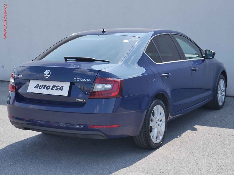 Škoda Octavia (2017) 1.4G-Tec, ČR, Style, DSG - fotka 4 z 15