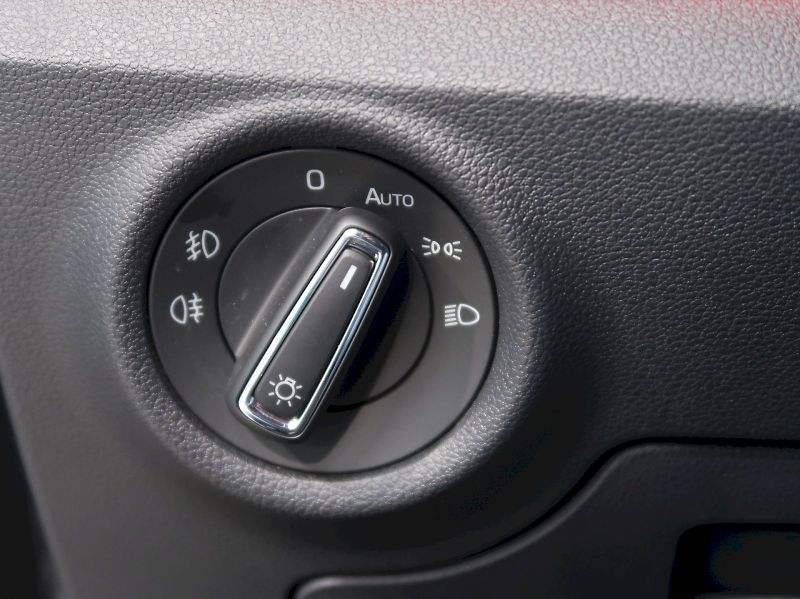 Škoda Scala (2025) TOP SELECTION 1.5TSI 110KW LED - fotka 31 z 35