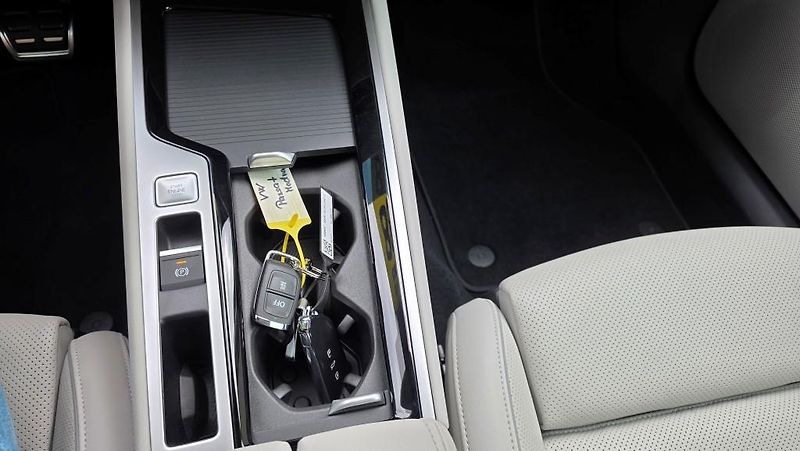 Volkswagen Passat Variant (2024) 2.0 TDI 142kW Eleg DSG záruka  - fotka 44 z 48