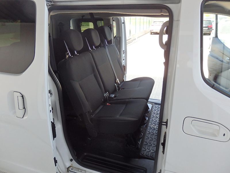 Nissan e-NV200 EVALIA 7 MÍST BATERIE 40kWh - fotka 10 z 24