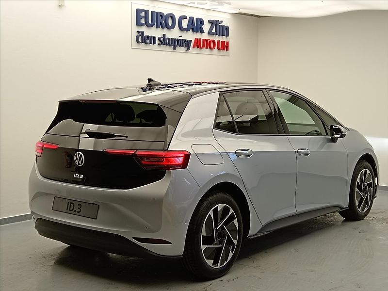 Volkswagen ID.3 Pro People 150 kW, 59 kWh - fotka 6 z 15