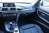BMW Řada 3 (2016) 320 d, Serv.kniha, Navi - náhled 8