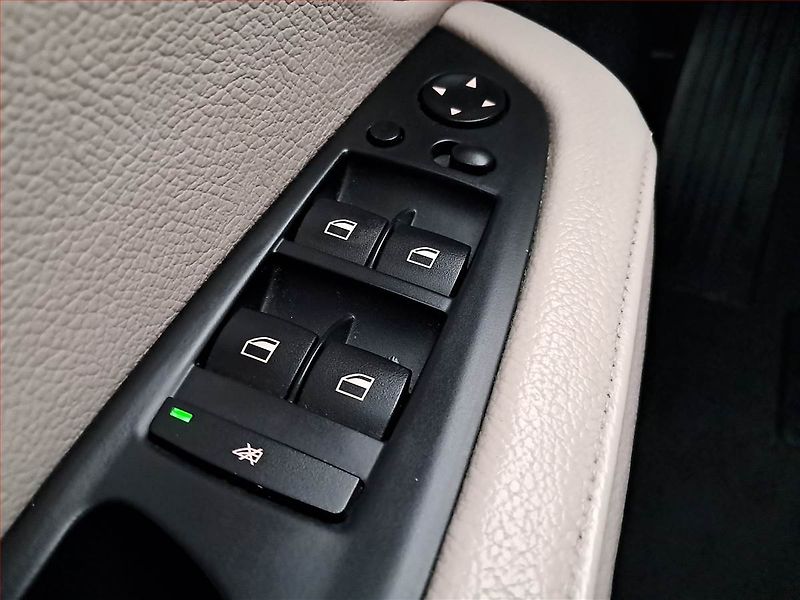BMW X5 (2012) xDrive40d, 4X4, Automat, Kůže - fotka 20 z 22