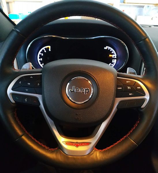 Jeep Grand Cherokee 3.0 V6 Trailhawk 154 200 km  - fotka 30 z 57