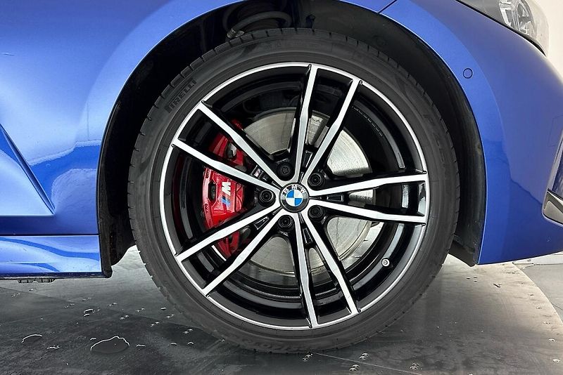 BMW Řada 3 řady 3 | 320d xDrive - fotka 6 z 13