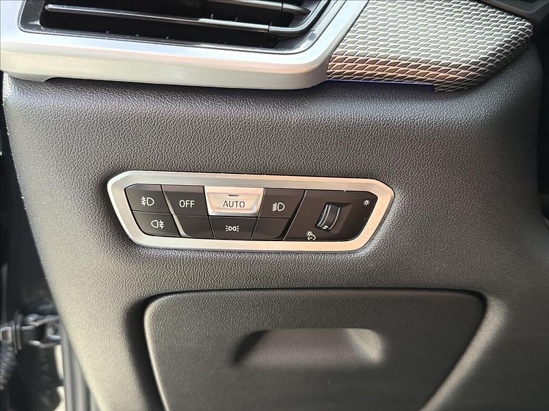 BMW X6 3,0 xDrive 40i Mpaket ČR DPH - fotka 22 z 49