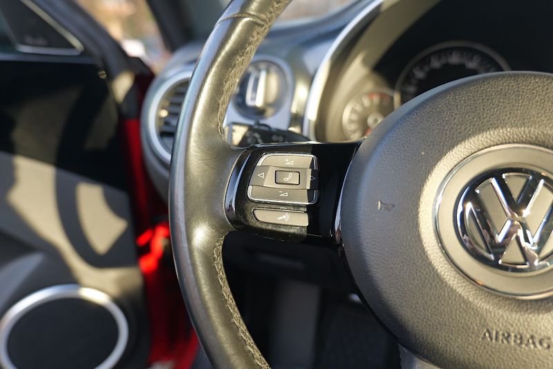 Volkswagen Beetle 2.0 TFSI 147 kW DSG Fender - fotka 15 z 31