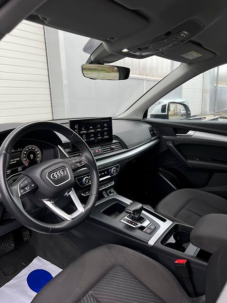 Audi Q5 (2023) 120kW ADAPTIVNÍ TEMPOMAT  - fotka 13 z 25