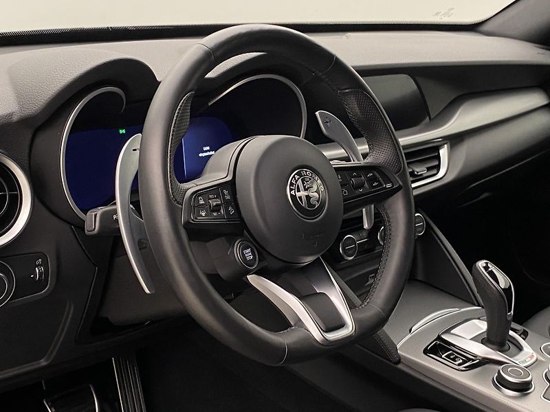Alfa Romeo Stelvio VELOCE 2.2JTDm REZERVACE - fotka 18 z 62