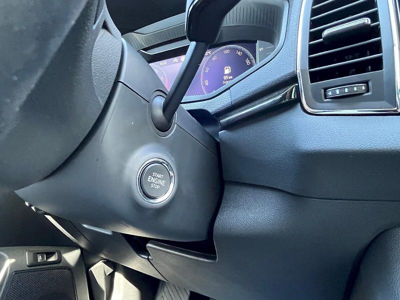 Škoda Karoq (2025) 1.5 TSI 110kW Top Selection - fotka 21 z 27