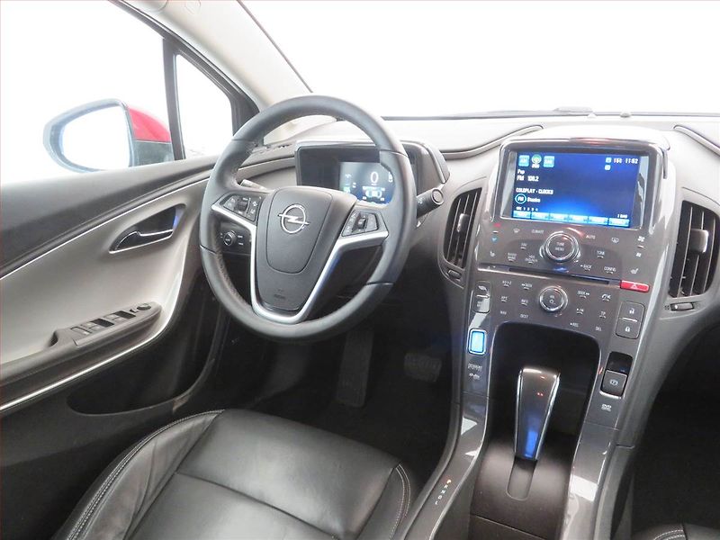Opel Ampera (2016) Elektro + 1.4T, Automat - fotka 7 z 19