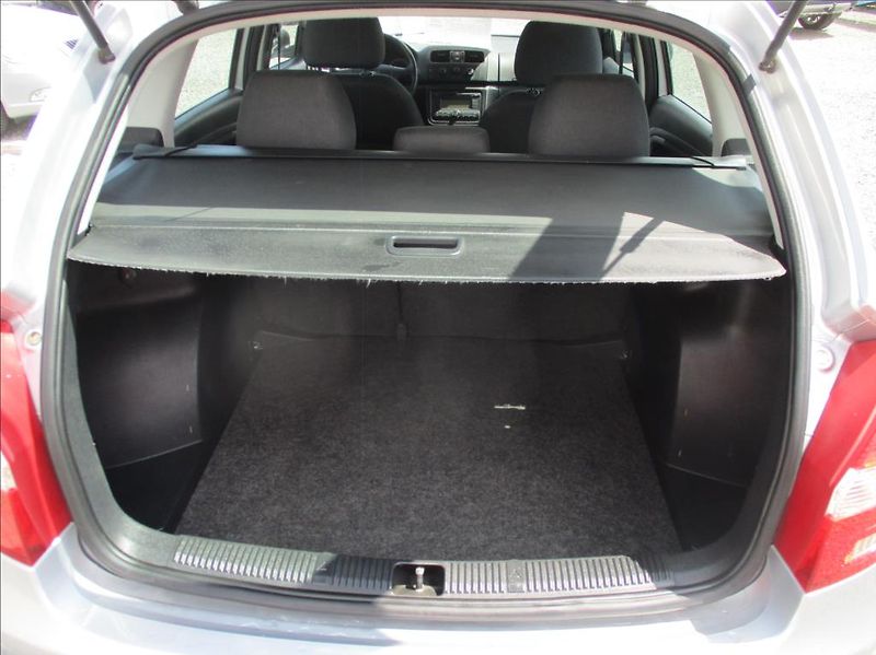 Škoda Fabia 1,4 i 16v, klimatizace, - fotka 9 z 26