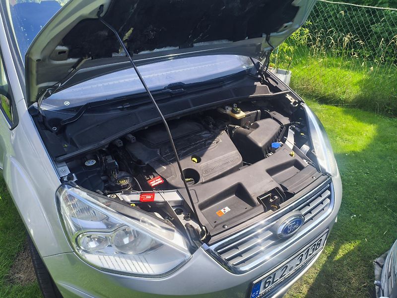 Ford Galaxy (2012) - fotka 5 z 25