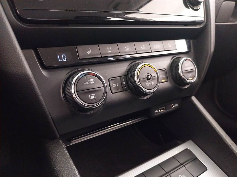 Škoda Octavia (2014) Elegance 1.6 TDI, Serv.kniha - fotka 13 z 18
