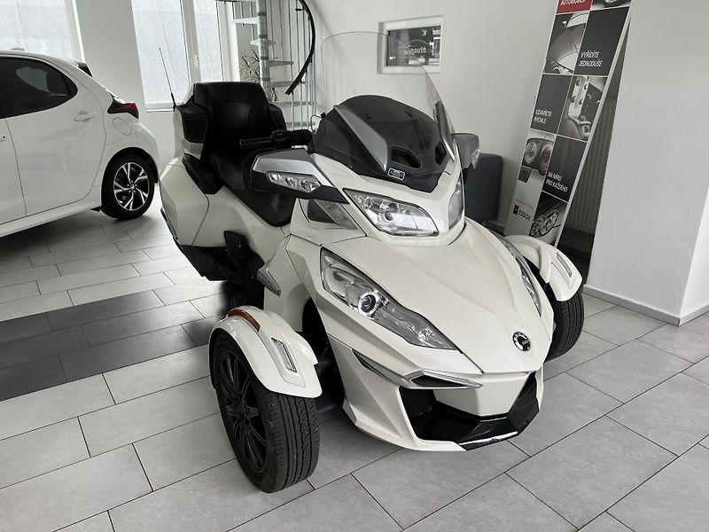 Can-Am Spyder RT-S  ROTAX 1330 85 kW - fotka 2 z 14
