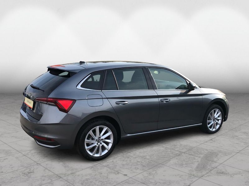 Škoda Scala 1,5 TSI - fotka 2 z 29