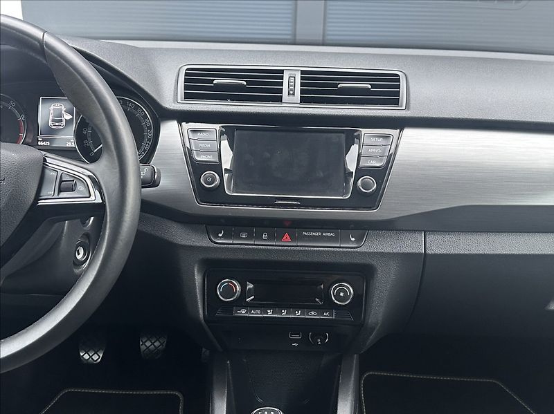 Škoda Fabia 1,0 MPI 75PS  Soleil - fotka 25 z 55