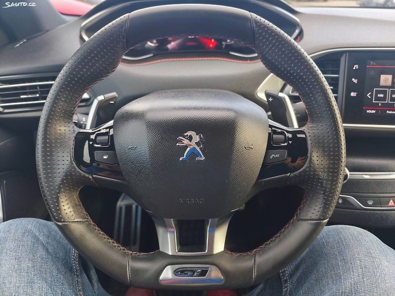 Peugeot 308 (2021) - fotka 24 z 34