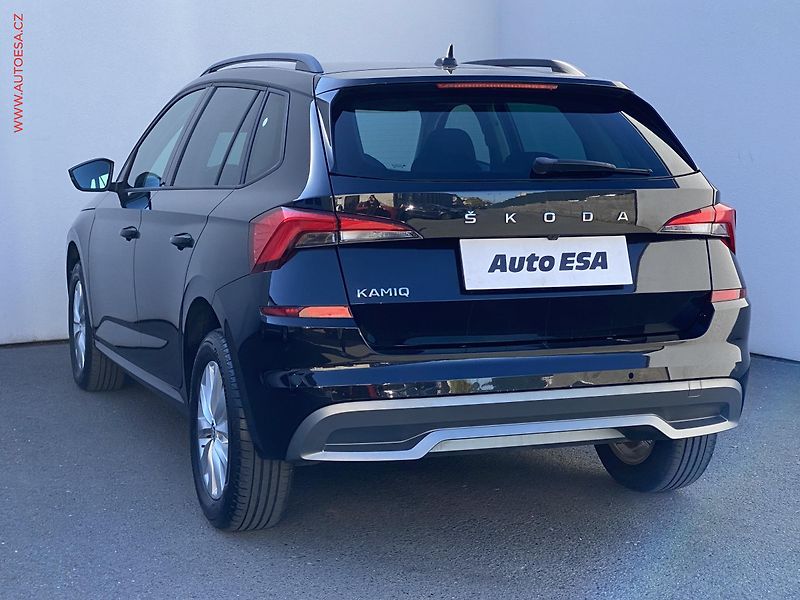 Škoda Kamiq (2021) 1.0 TSi, Amb, DSG, LED - fotka 6 z 18