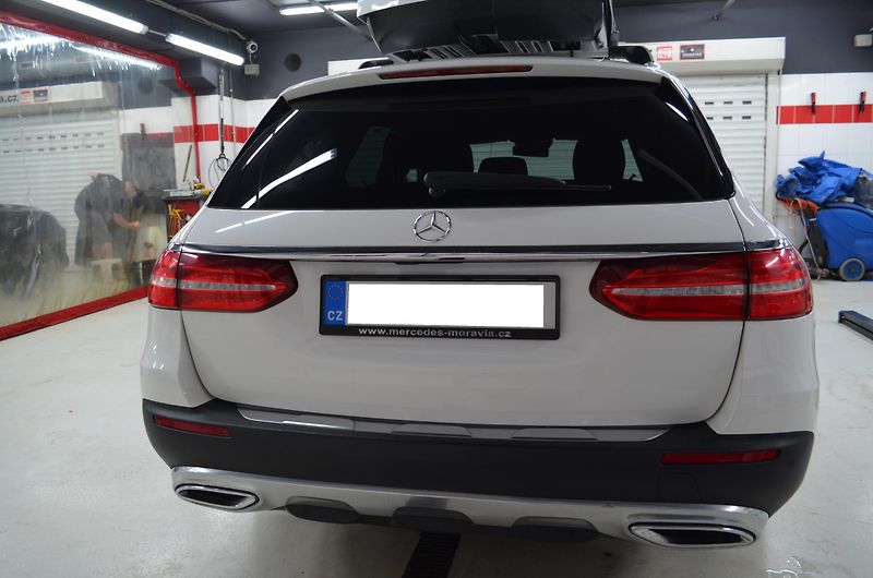 Mercedes-Benz Třídy E (2019) 4MATIC, ALL TERRAIN, DPH ! - fotka 6 z 27