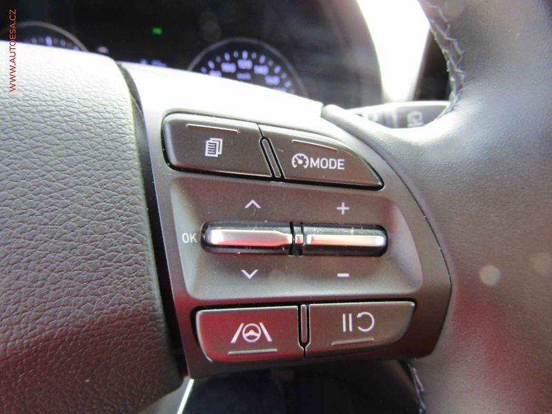 Hyundai i30 (2023) 1.5 DPi, 1.maj,ČR, Navi, AC - fotka 15 z 22