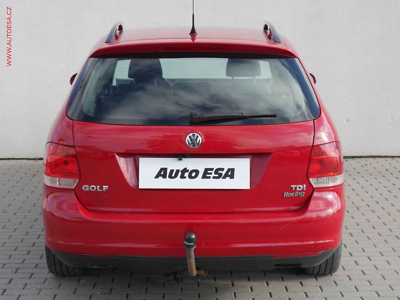 Volkswagen Golf (2009) 1.9 TDi, ČR, Trendline, TZ - fotka 5 z 17