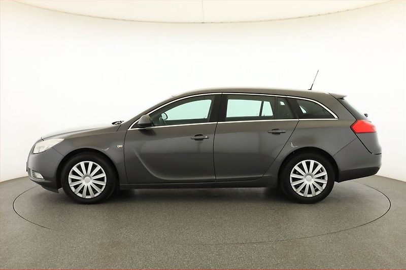 Opel Insignia (2011) 2.0 CDTI, Automat - fotka 3 z 18