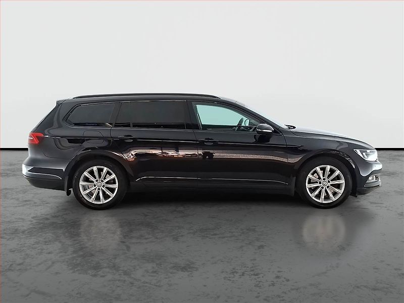 Volkswagen Passat (2016) 2.0 TDI, Automat, Kůže - fotka 6 z 19