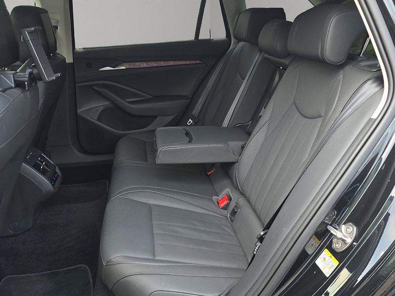 Škoda Superb (2024) L&K 2.0 TDi DSG 110kw, tov. zá - fotka 28 z 30