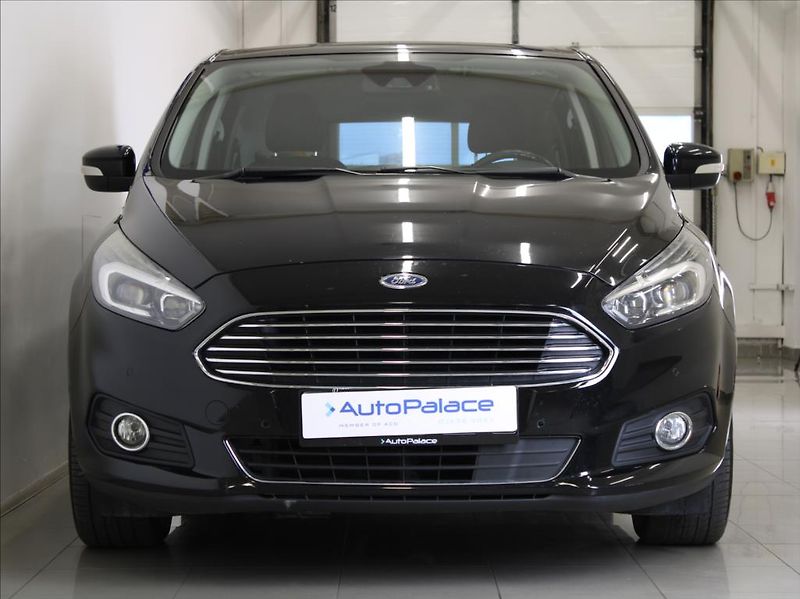 Ford S-MAX 2,0 TDCi 110kW Titanium Tažné - fotka 2 z 17