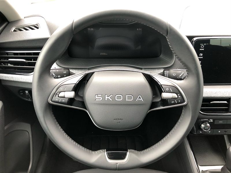 Škoda Scala 1.0 TSi SELECTION - fotka 17 z 30