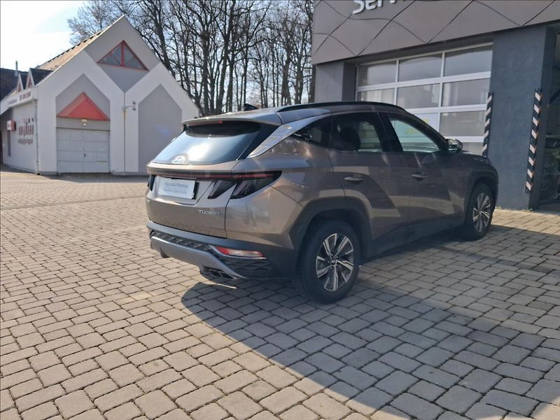 Hyundai Tucson 1,6 CRDi Smart - fotka 2 z 16
